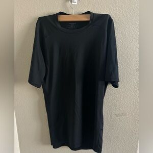 Patagonia Men's Black T-Shirt size M